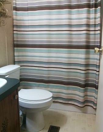 5th image of 16448 Lakeview Cir