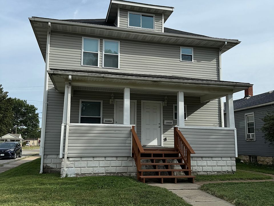 1st image of 2440 Grand Ave #B