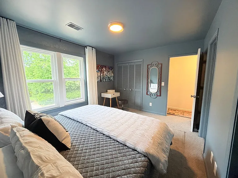 1145 Berkley Dr SE — Photo 35