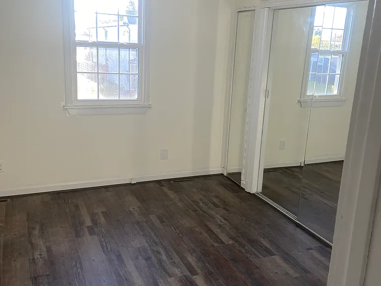 1110 N 32nd St #B — Photo 8