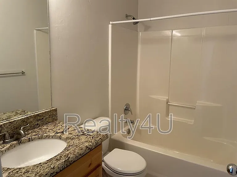 4081 N Rivermist Ln — Photo 13