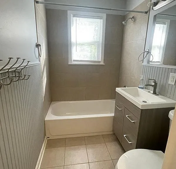 4705 Oak Grove Rd — Photo 10
