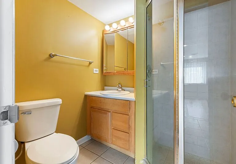 1003 S Finley Rd — Photo 21