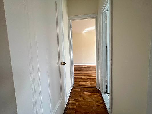 5th image of 47 Seaman Ave #5D