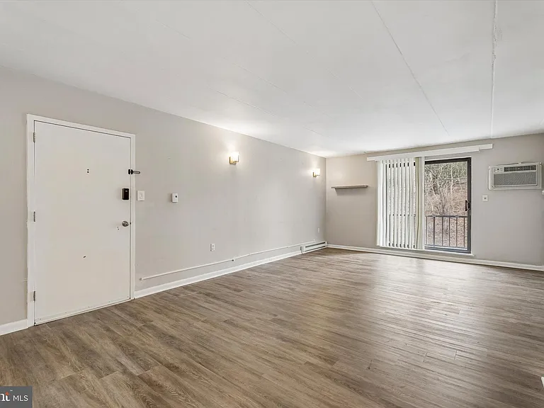 400 Glendale Rd #D-44 — Photo 9