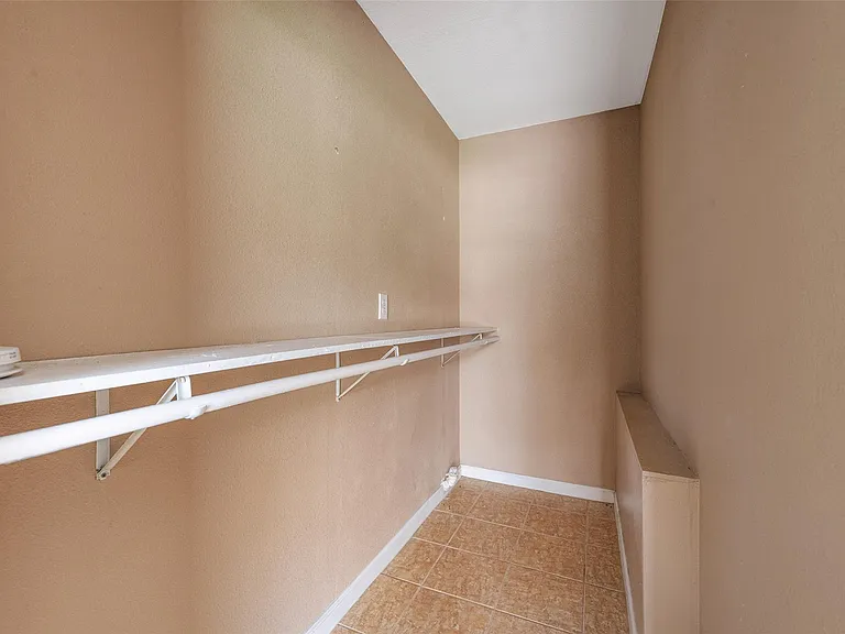 202 Norview Dr — Photo 21