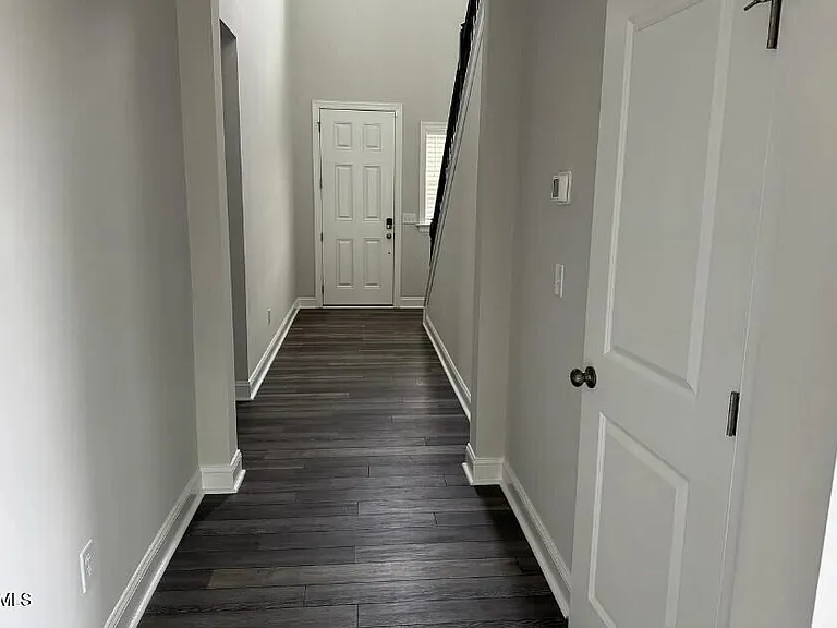 152 Canyon Gap Way — Photo 4