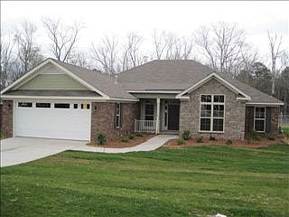 2nd image of 1640 Cedar Hill Dr