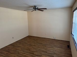 2713 W Seminole St, Springfield, MO 65807