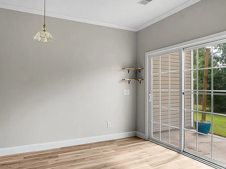 102 Lamplighter Ln — Photo 28