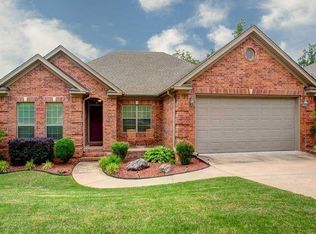 109 Beaver Creek Ln, Maumelle, AR 72113