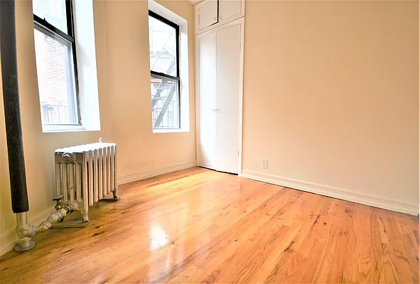 Rented by Bold New York | media 8