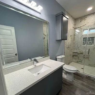 2 bed, 2.0 bath, 905 sqft, $1,000 — Photo 4