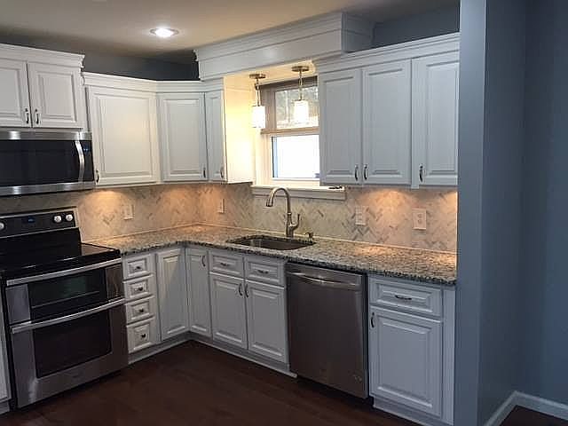 2nd image of 5008 Rowena Dr