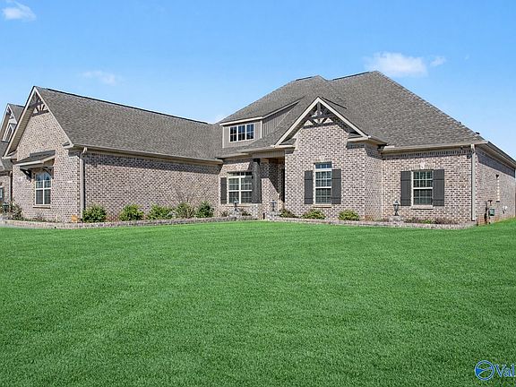 3rd image of 109 Thorogood Dr