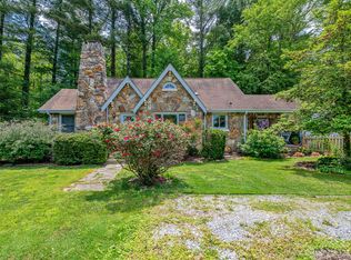 3890 Sugarloaf Rd, Hendersonville, NC 28792