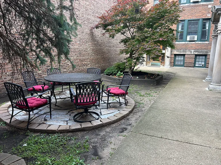 4343 N Damen Ave #1E — Photo 12