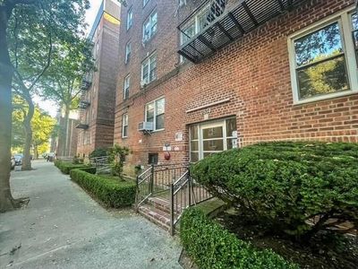 2514 E 7th St APT 5J, Brooklyn, NY, 11235