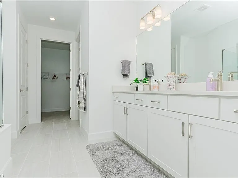 5939 Gala Dr — Photo 29