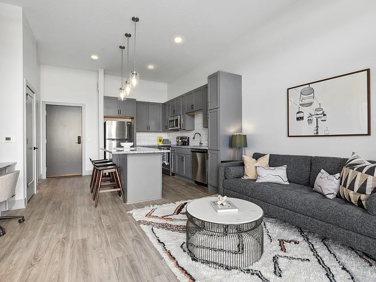 Savor Apartments — Photo 4
