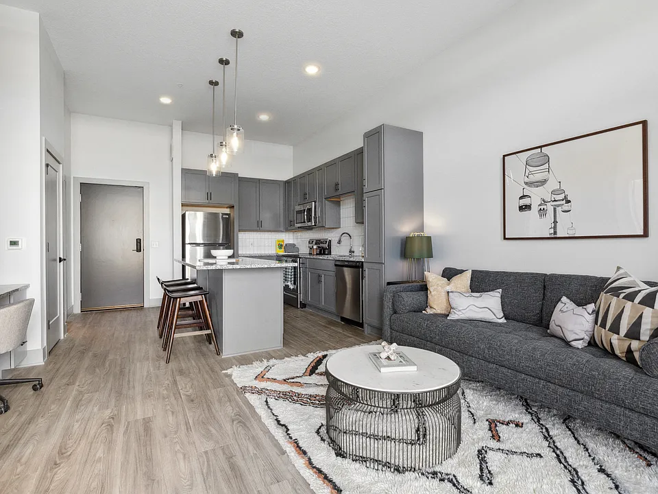Savor Apartments
