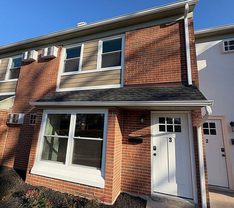 1st image of 644 Kline Ave #3