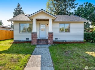 223 M St SE, Auburn, WA