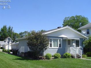 606 E Yeasting St, Gibsonburg, OH 43431