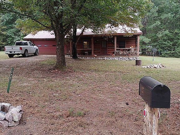 2nd image of 127 Greenmeadow Dr