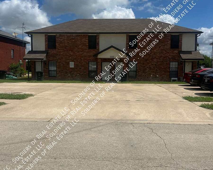 1st image of 1111 Shanarae Cir APT B