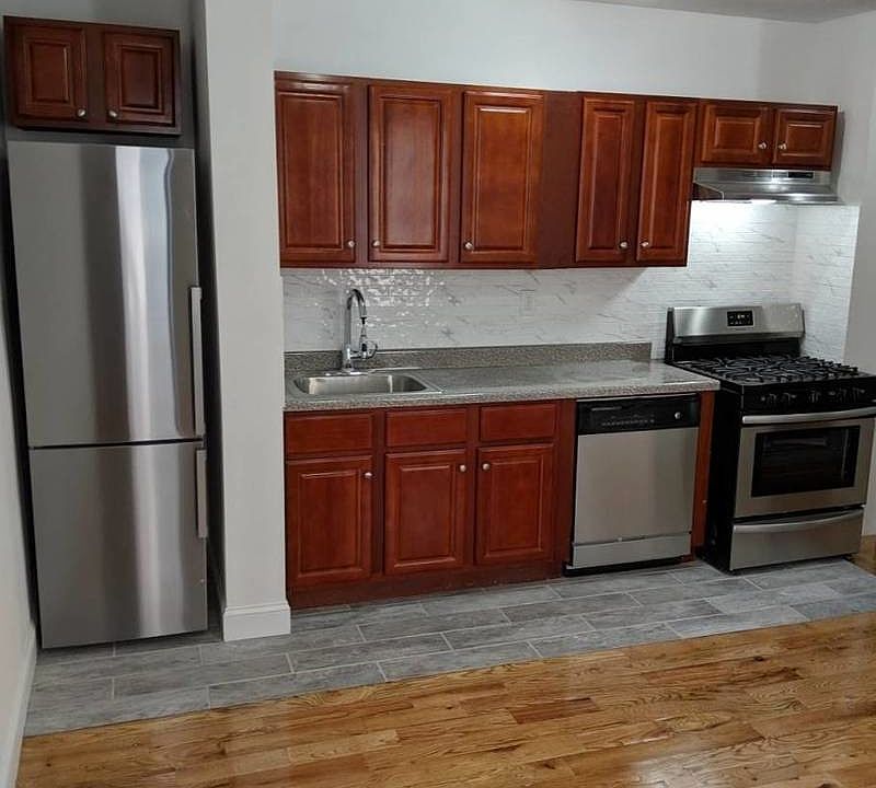 1st image of 728 W 181st St APT 53
