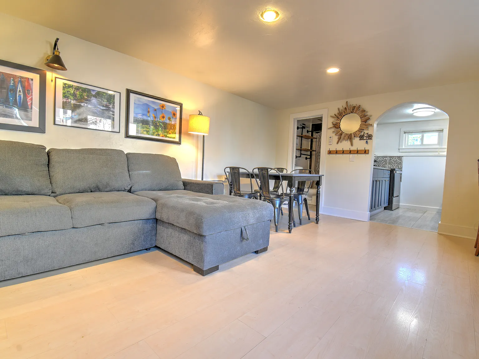 138 N F St — Photo 1