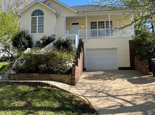 2613 Sierra Dr, Raleigh, NC 27603