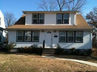 3004 Quiet, Brekenridge, MO 63114