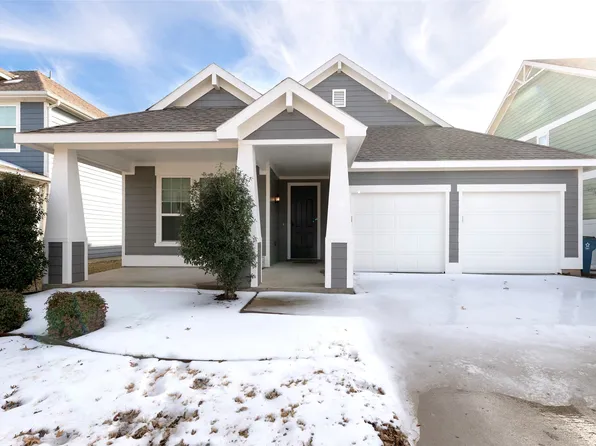 9108 Blackstone Dr, Aubrey, TX 76227