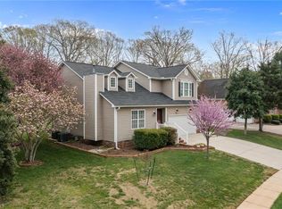 108 Holly Ridge Ln, Mebane, NC 27302