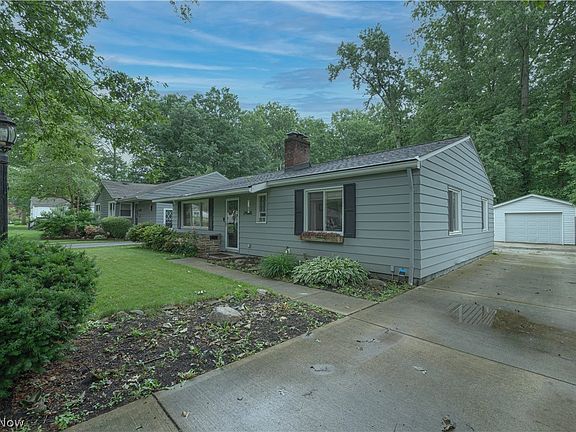 2nd image of 24660 Florence Ave
