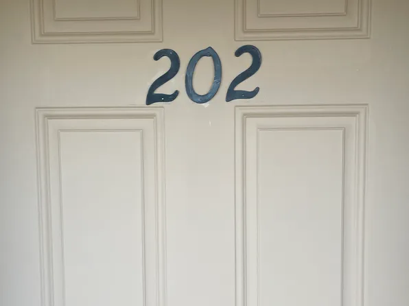 21250 N 23rd Ave APT 202, Phoenix, AZ 85027