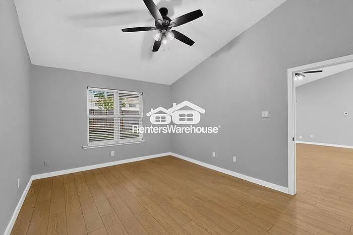 3945 Spoonwood Ln — Photo 18
