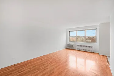 2475 West 16th Street, #4D