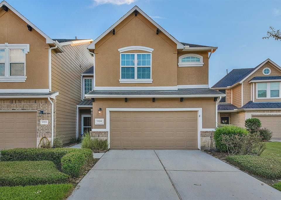 1st image of 12918 Iris Garden Ln