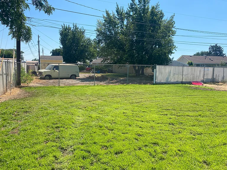 529 N Earl Rd — Photo 18