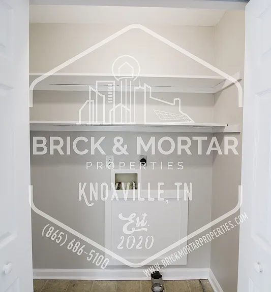907 Cherokee St — Photo 10