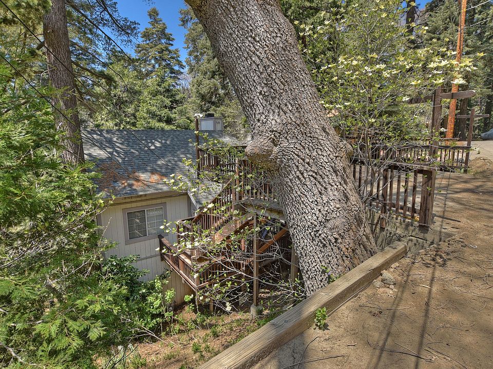 1st image of 756 Lake Dr