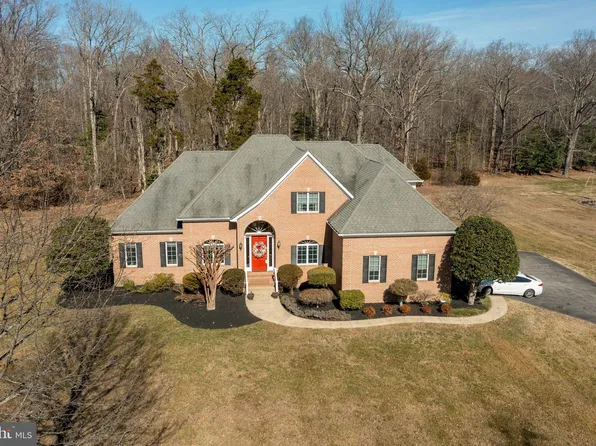 8730 Locust Grove Dr, Port Tobacco, MD 20677