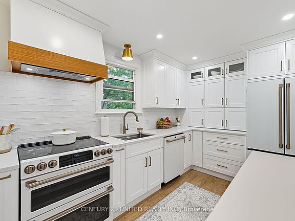 5th image of 141 Ocarroll Ave