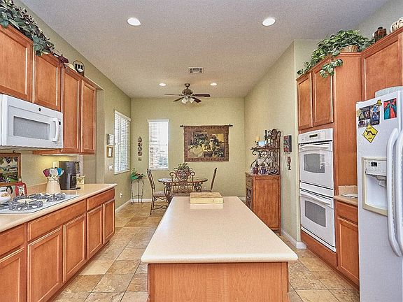 5th image of 10317 Wilmington Ln