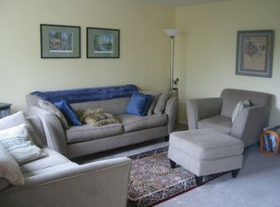 15927 SW Roth Dr, Beaverton, OR 97078