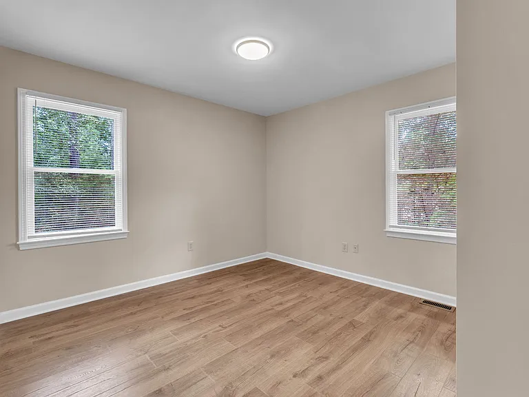 297 Irby Rd — Photo 18