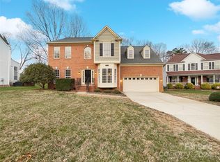 931 Timber Knoll Dr, Matthews, NC 28105